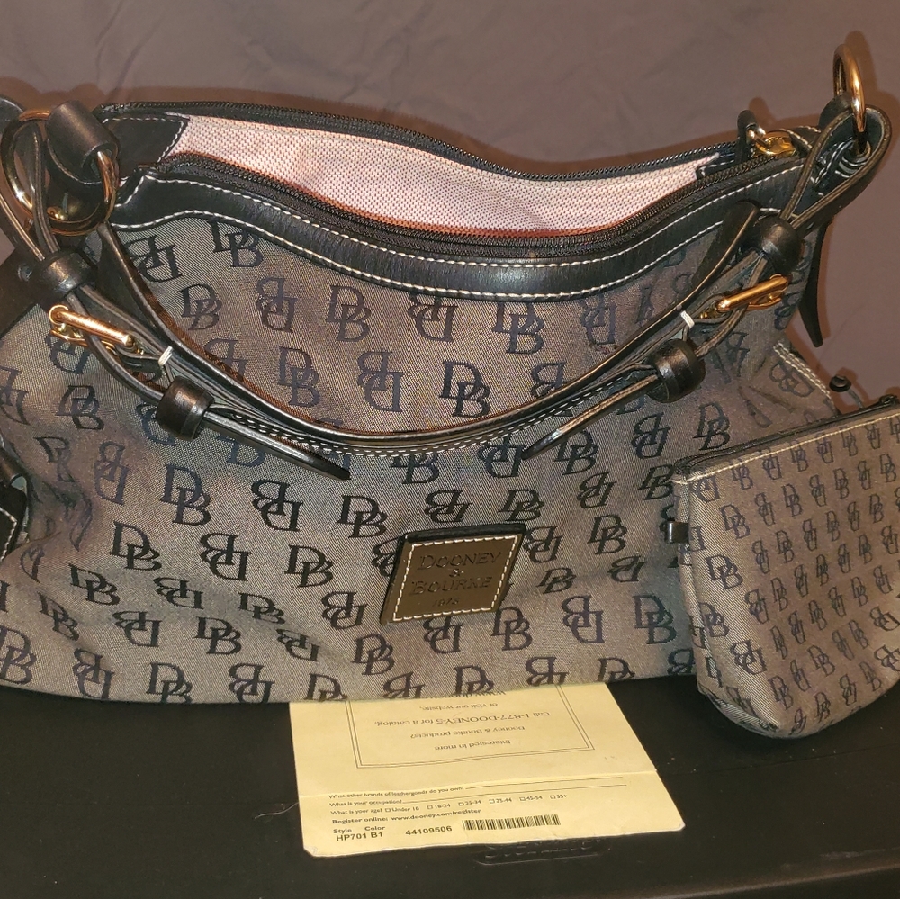 AUTHENTIC DOONEY & BOURKE BLACK SLOUCH BAG